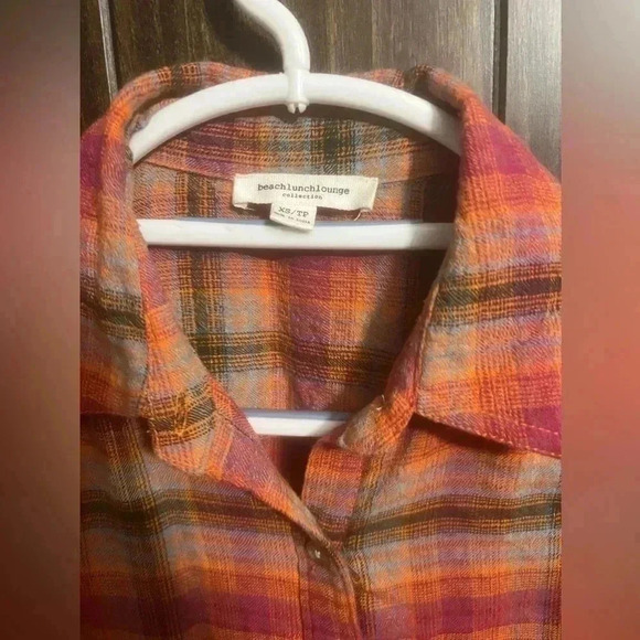 beachlunchlounge Plaid Flannel Button Down Shirt - Picture 8 of 10